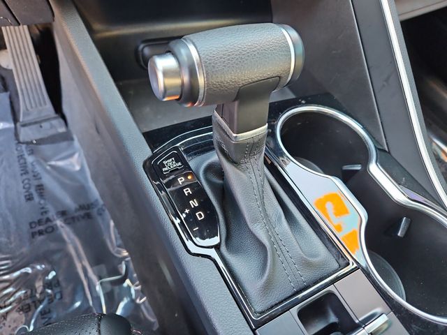 Vehicle image 24 of 35
