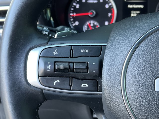 Vehicle image 18 of 35