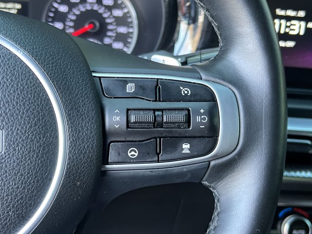 Vehicle image 19 of 35