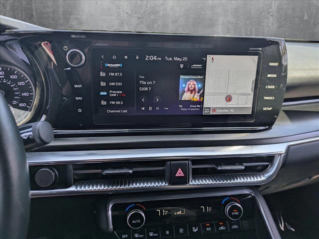 Vehicle image 13 of 25