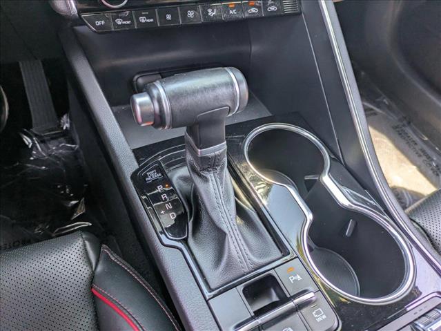 Vehicle image 12 of 25