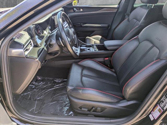 Vehicle image 16 of 25