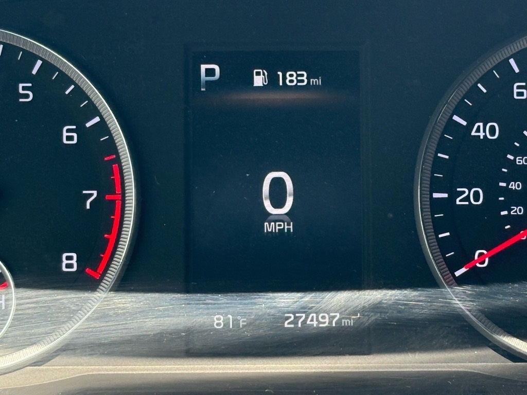 Vehicle image 24 of 25