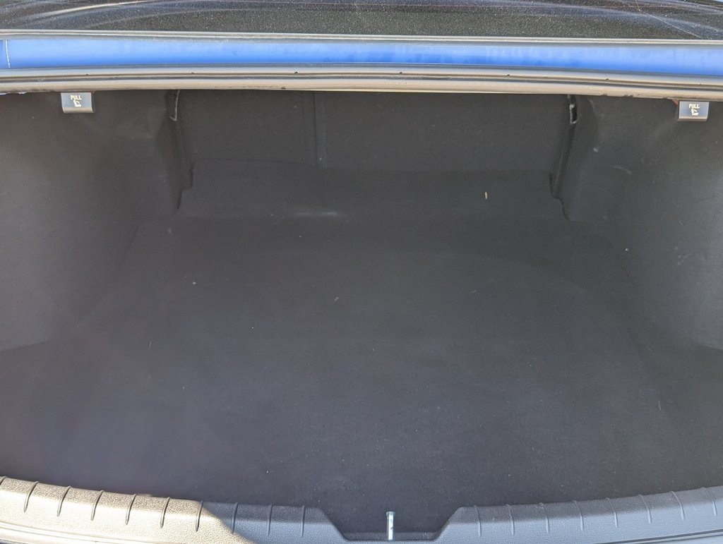 Vehicle image 37 of 41