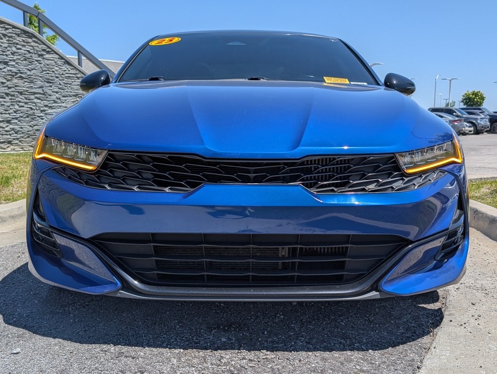 Vehicle image 9 of 41