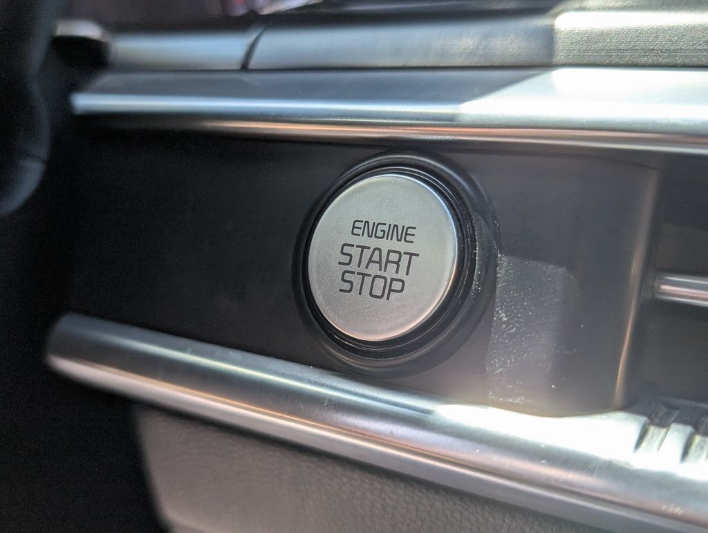 Vehicle image 24 of 41