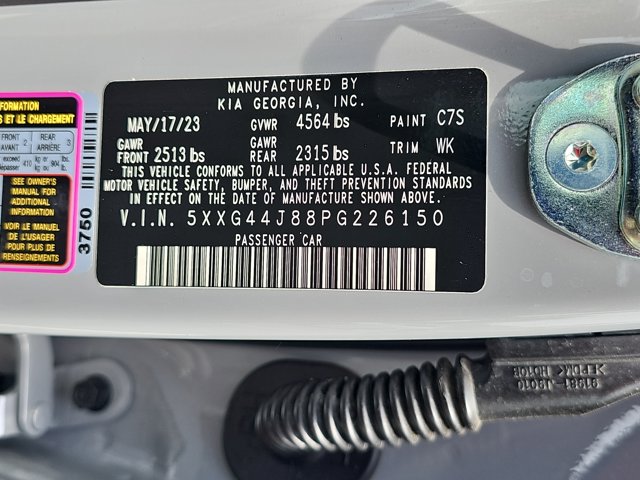 Vehicle image 34 of 34
