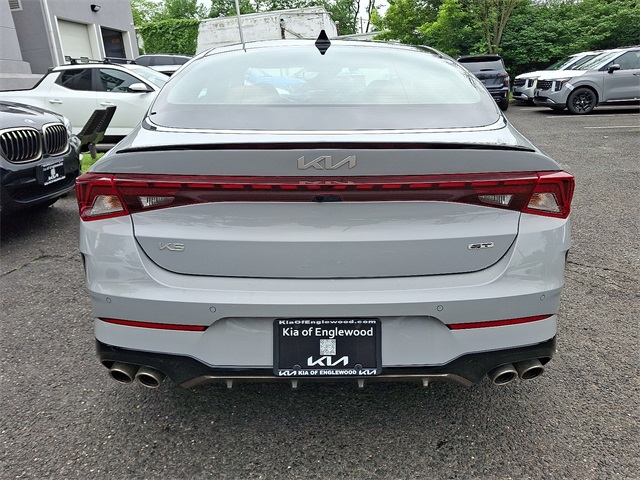Vehicle image 5 of 32