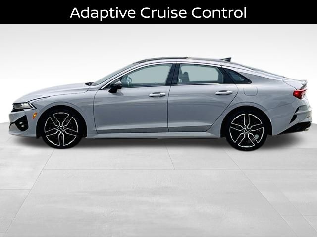 Vehicle image 9 of 32