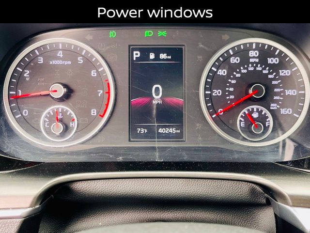 Vehicle image 20 of 32