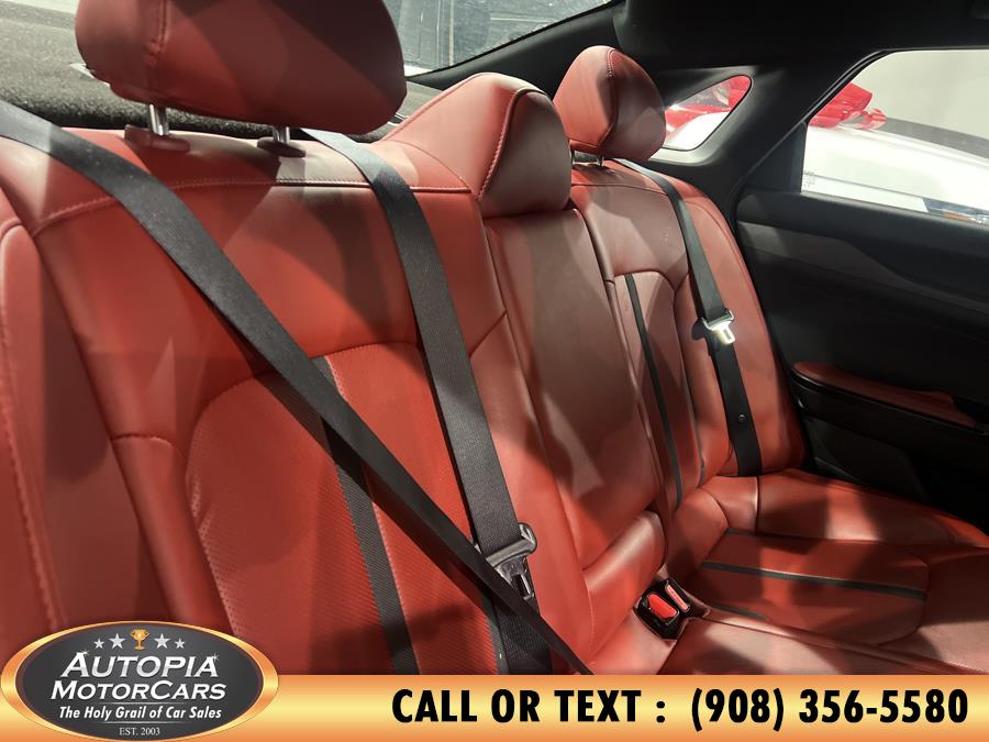 Vehicle image 20 of 45