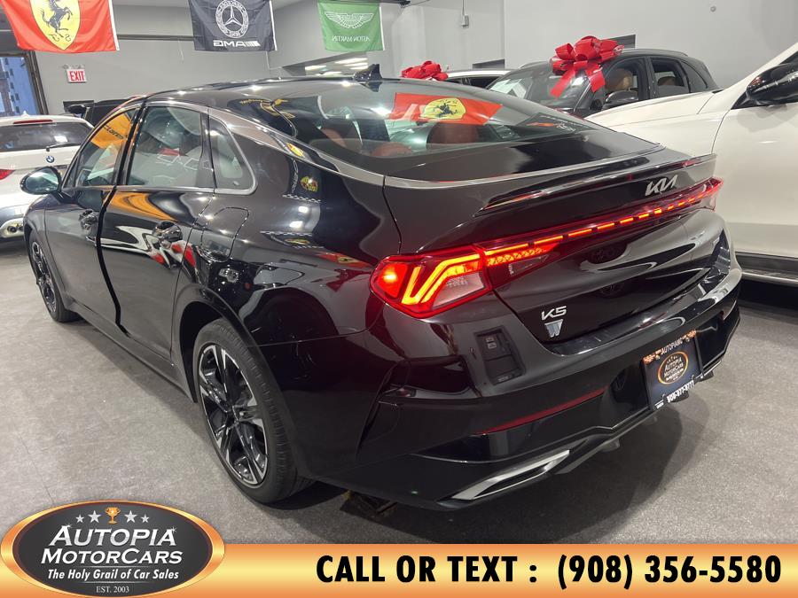 Vehicle image 9 of 45