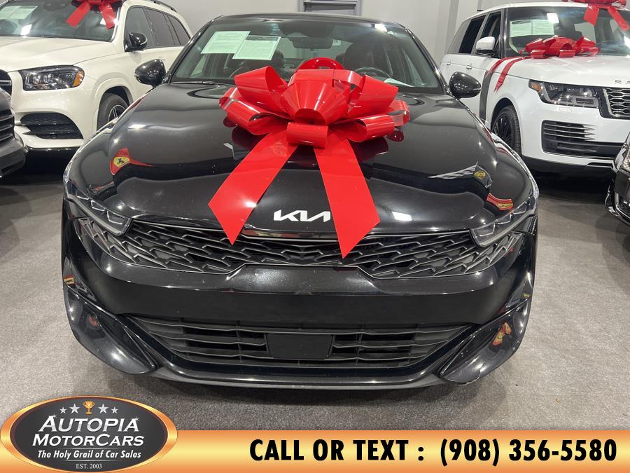 Vehicle image 13 of 45