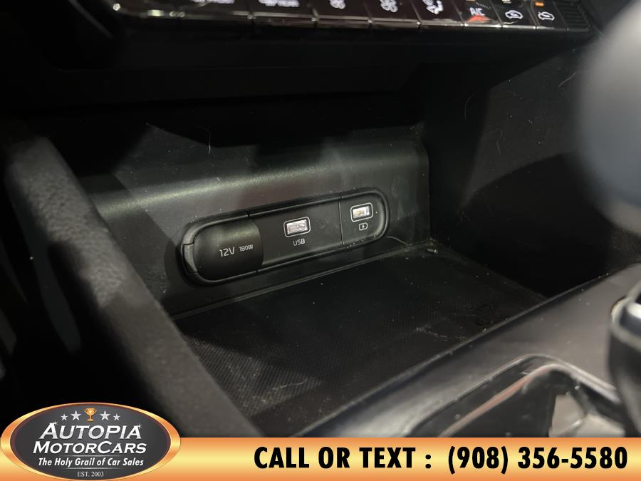 Vehicle image 42 of 45
