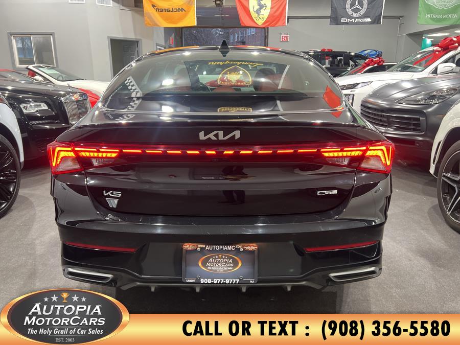 Vehicle image 43 of 45