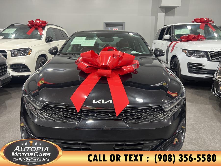 Vehicle image 14 of 45