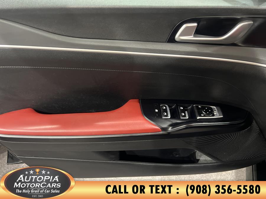 Vehicle image 29 of 45