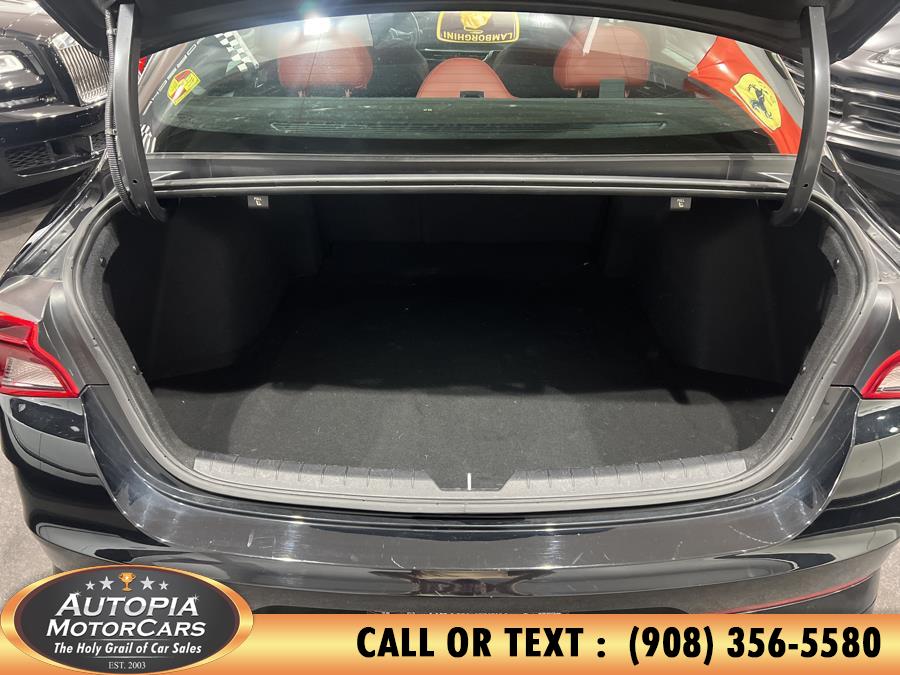 Vehicle image 23 of 45