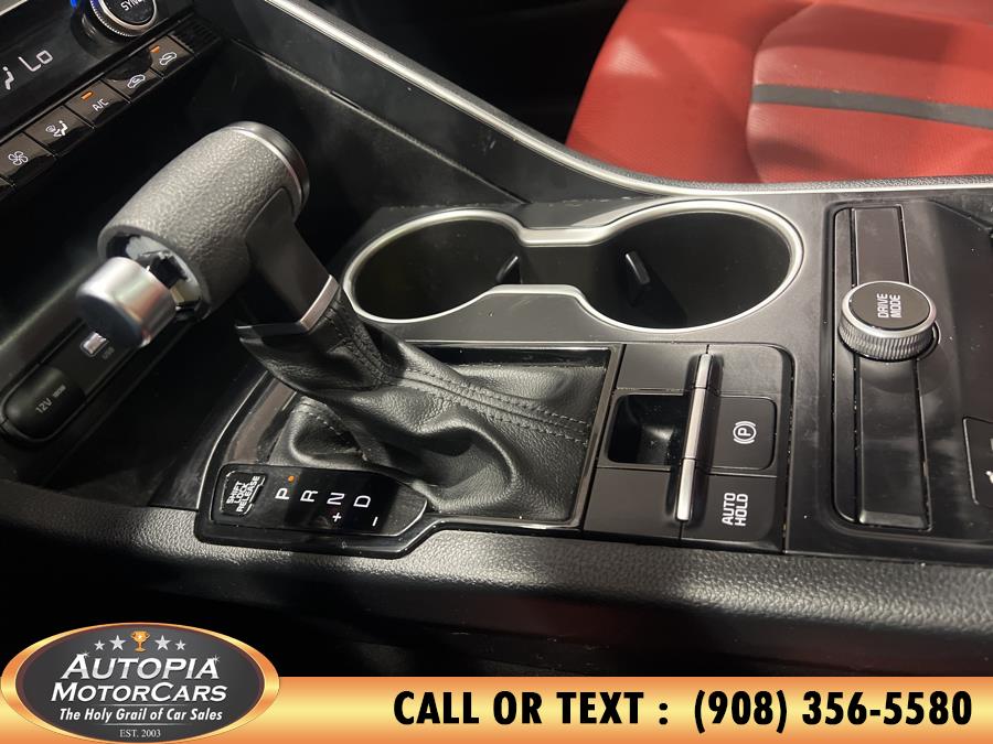 Vehicle image 41 of 45