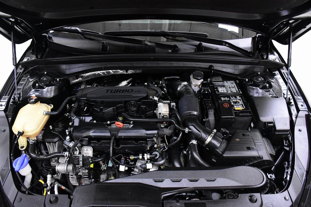 Vehicle image 9 of 32