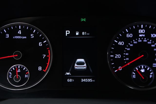 Vehicle image 24 of 33