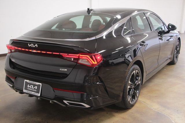 Vehicle image 12 of 33