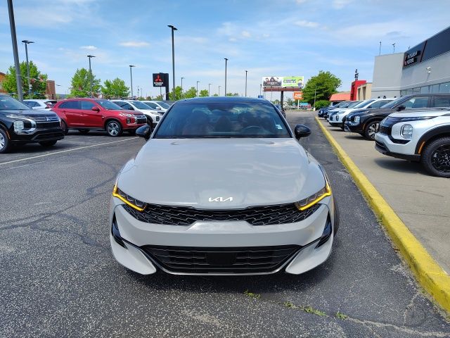 2023 Kia K5 GT-Line Image 2 of 34