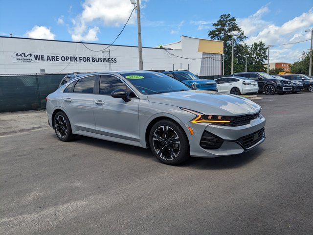 Vehicle image 3 of 21