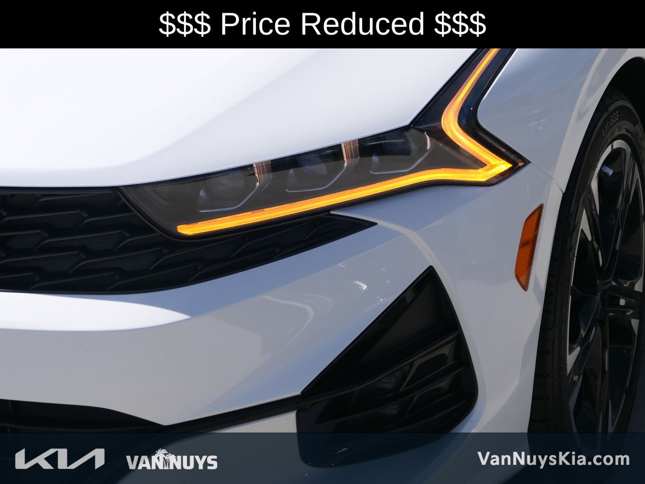 Vehicle image 9 of 36