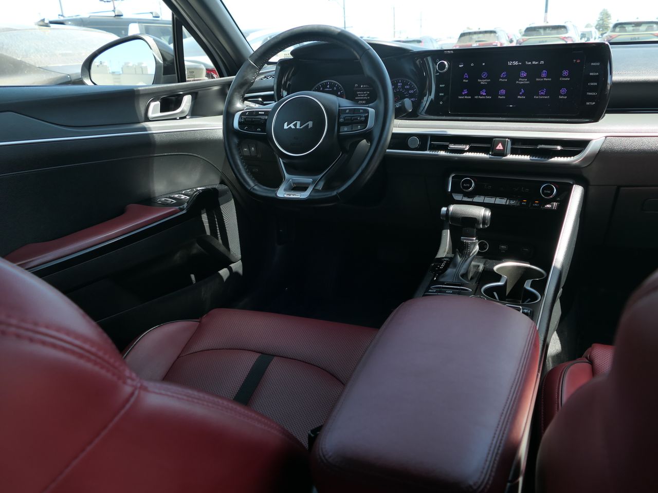 Vehicle image 31 of 36