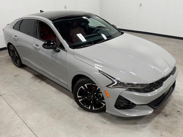 Vehicle image 3 of 35