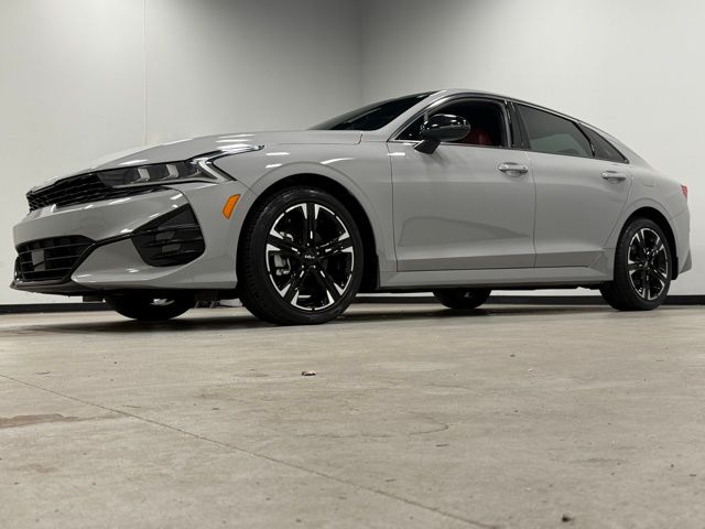 Vehicle image 5 of 35