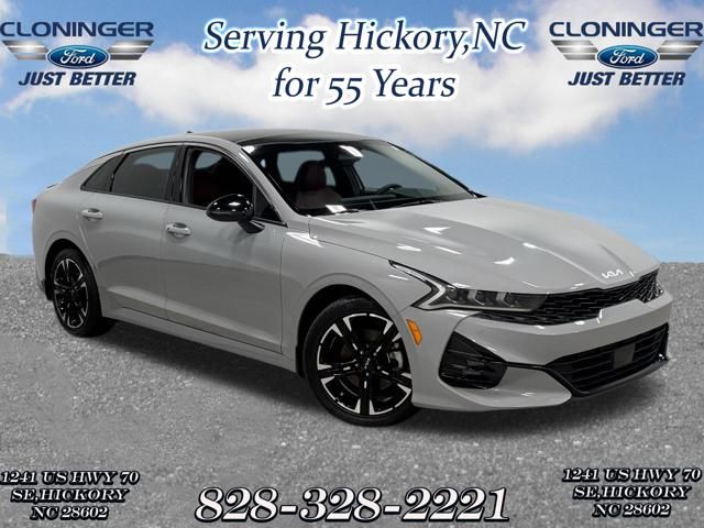Vehicle image 2 of 35