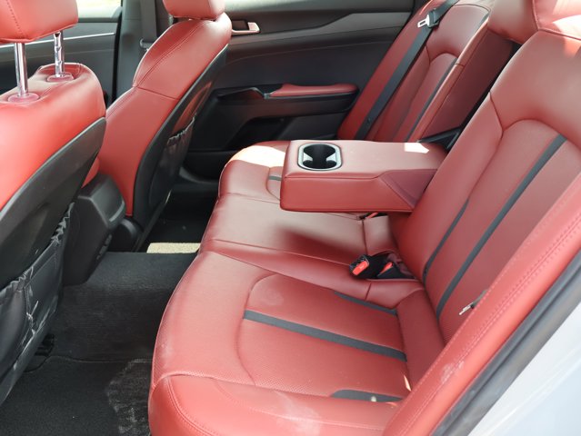 Vehicle image 20 of 44