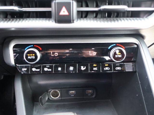 Vehicle image 29 of 44