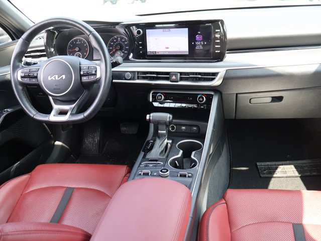 Vehicle image 18 of 44
