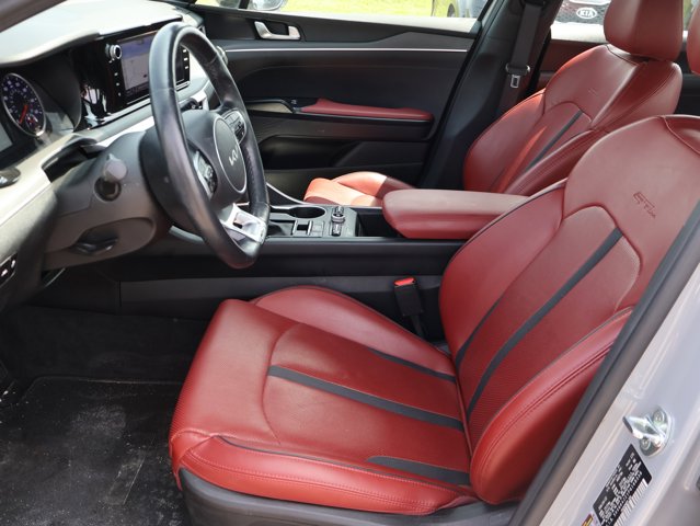 Vehicle image 41 of 44