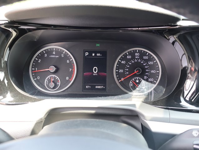 Vehicle image 36 of 44