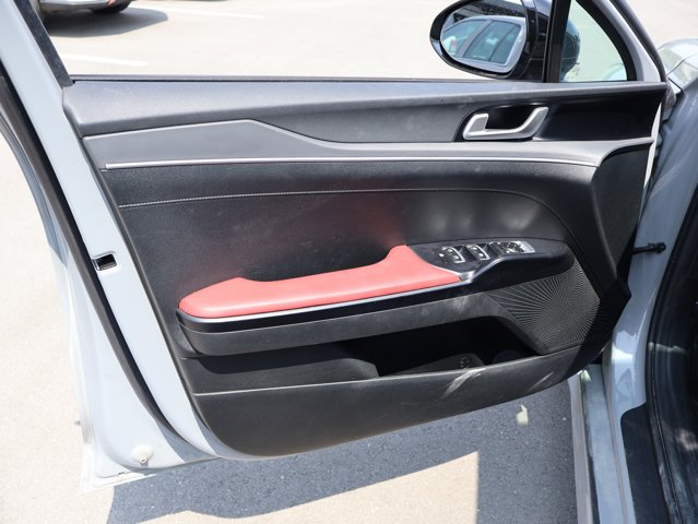 Vehicle image 25 of 44