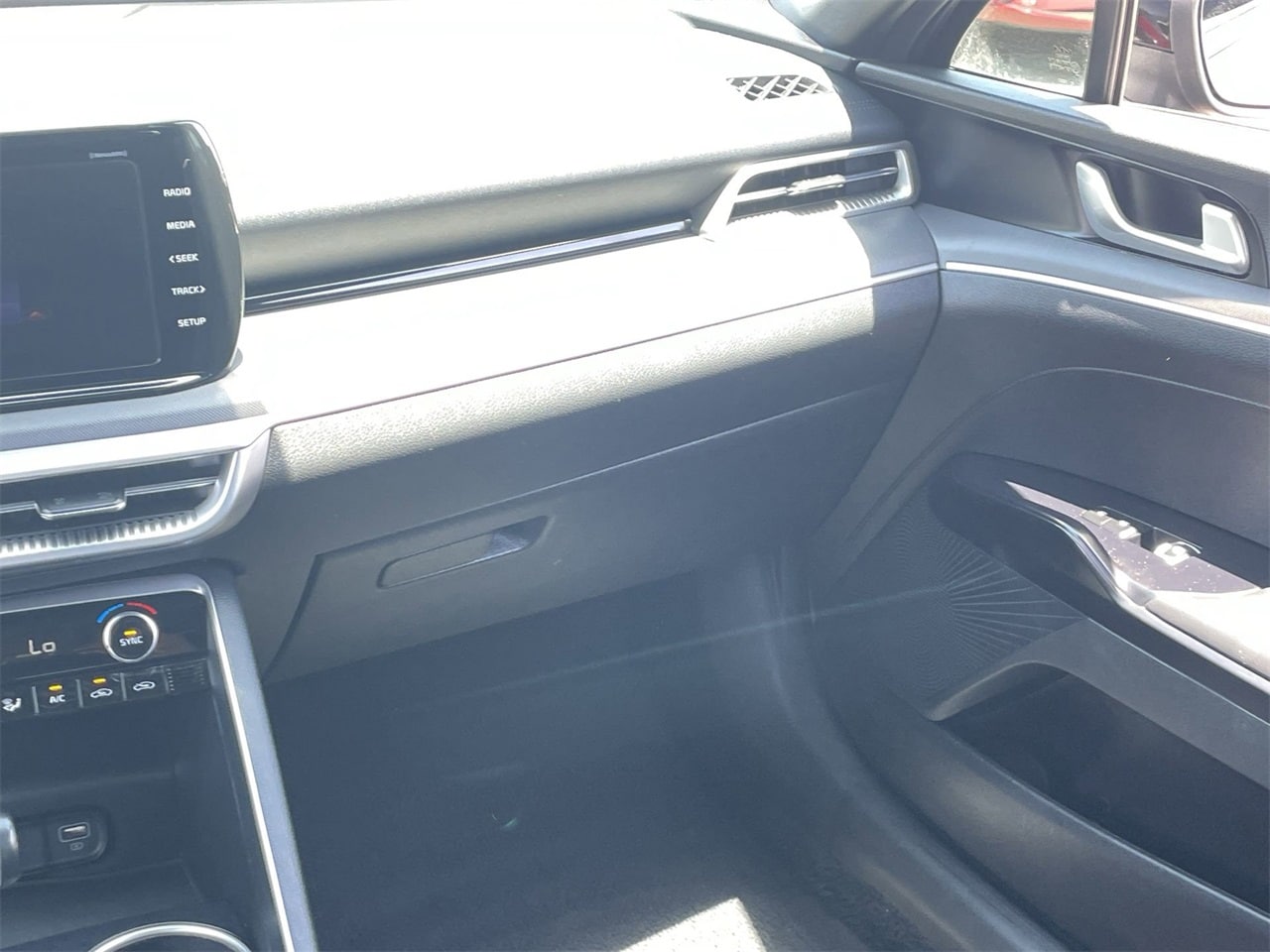 Vehicle image 15 of 30