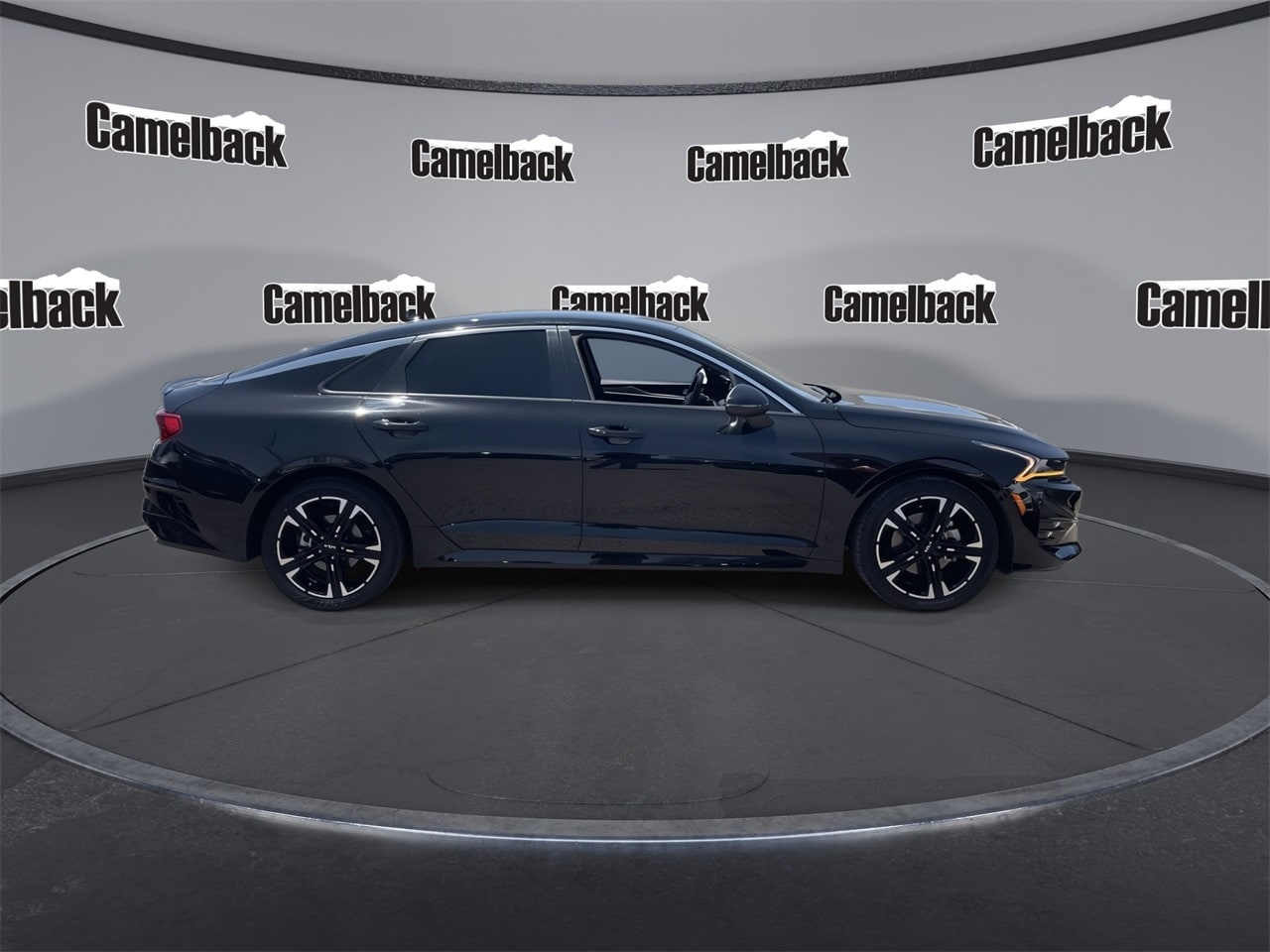 Vehicle image 4 of 30