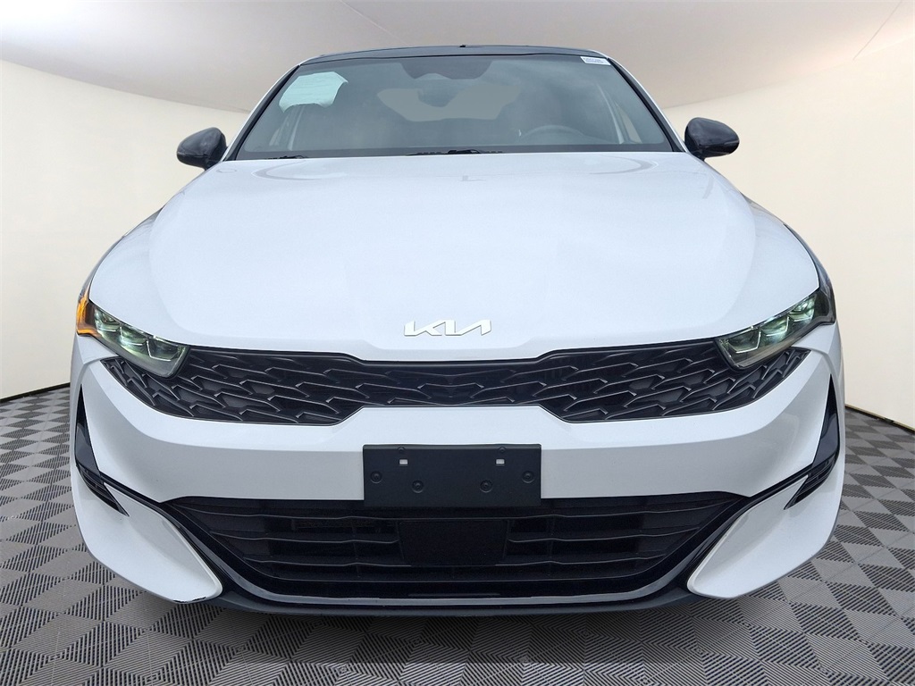 Vehicle image 3 of 31