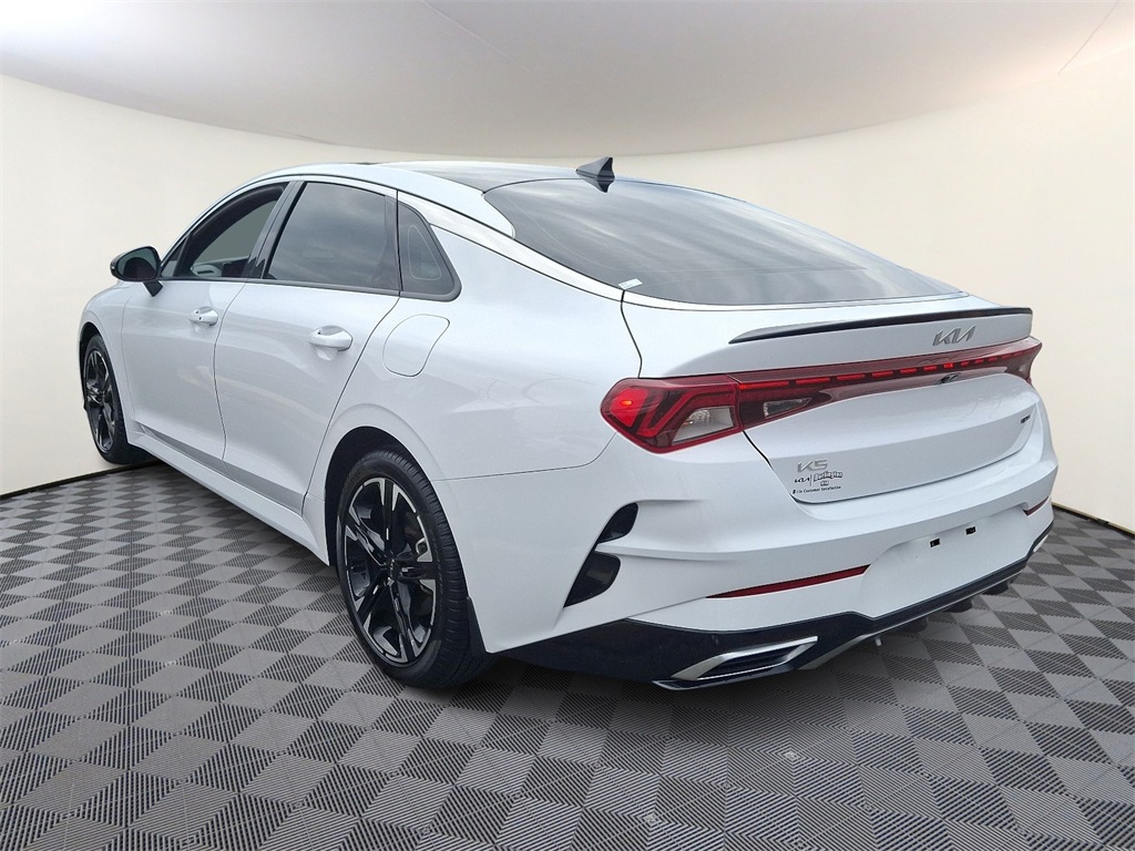Vehicle image 6 of 31