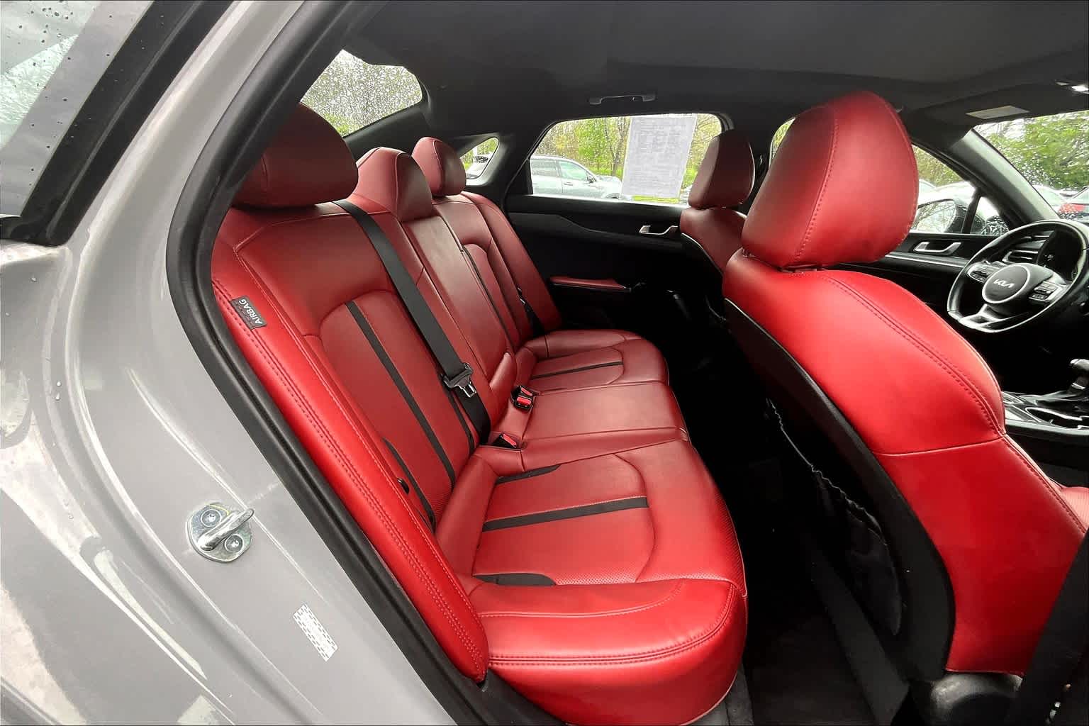 Vehicle image 20 of 36