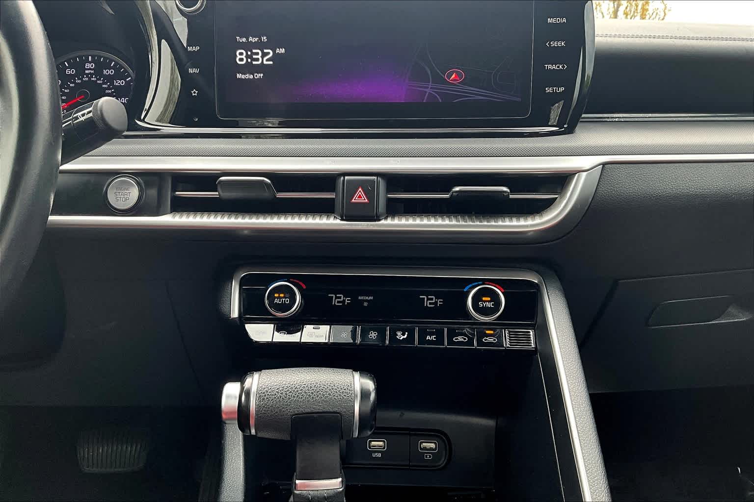 Vehicle image 34 of 36