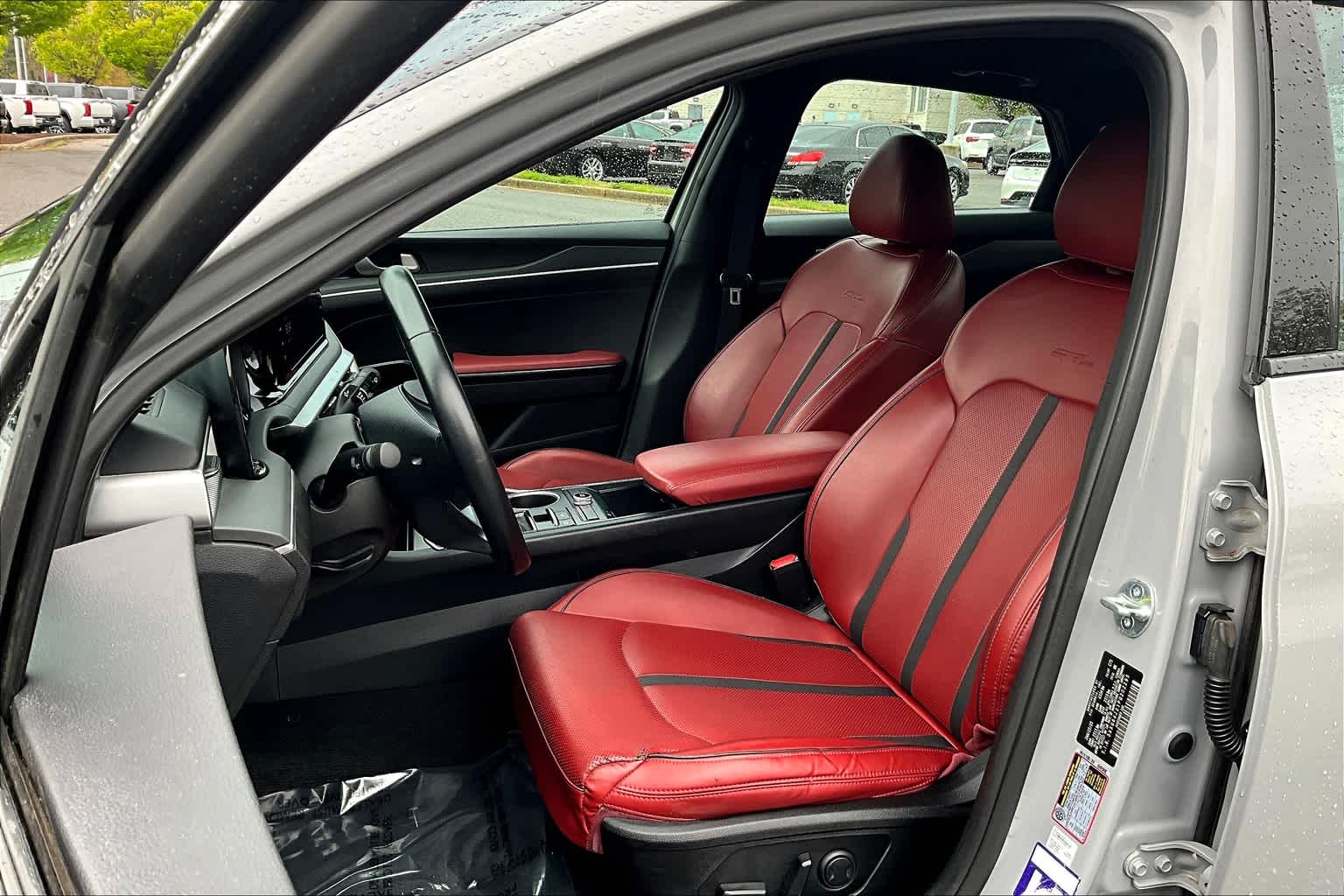Vehicle image 9 of 36