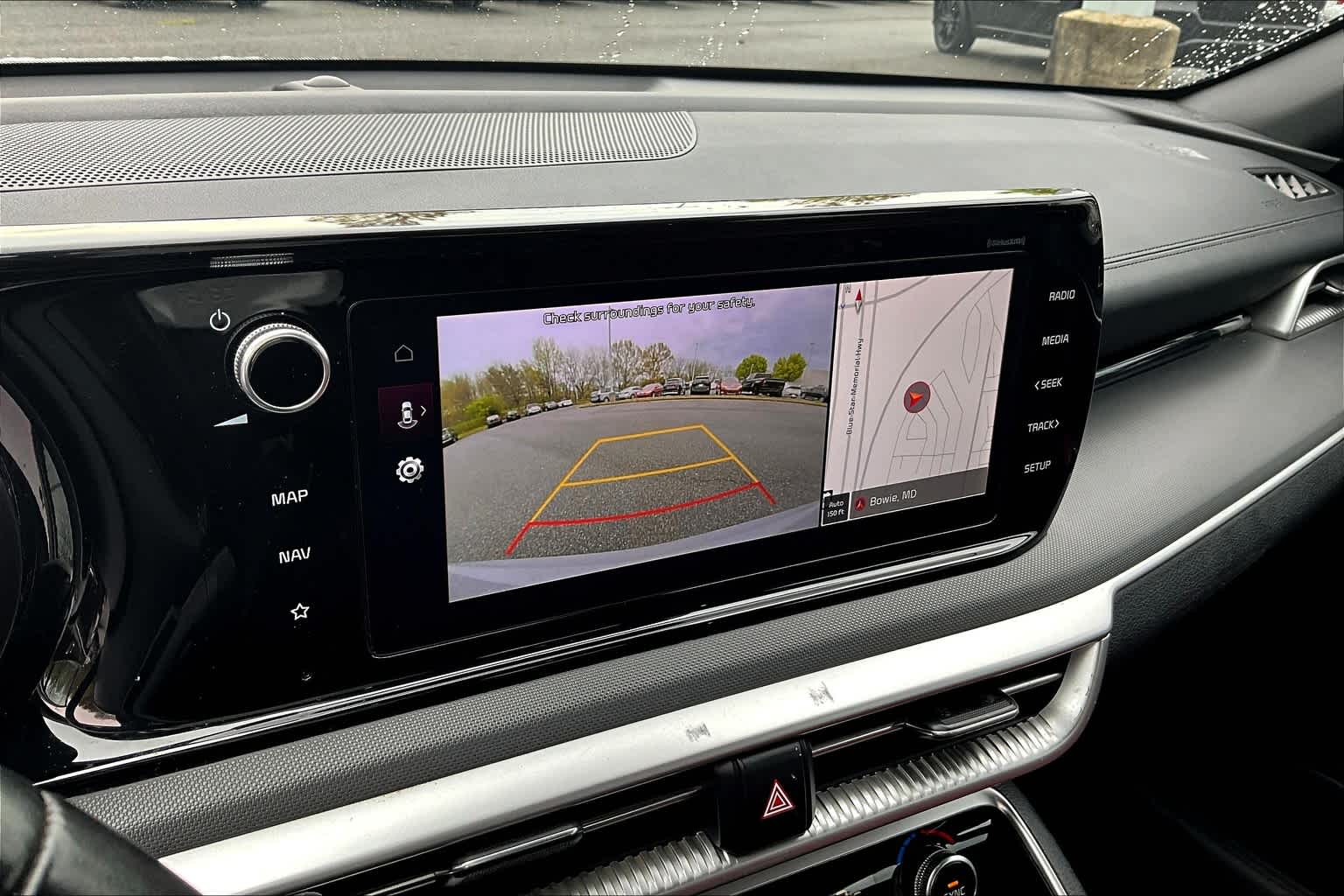 Vehicle image 26 of 36