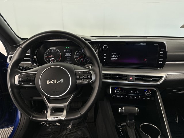 Vehicle image 6 of 31