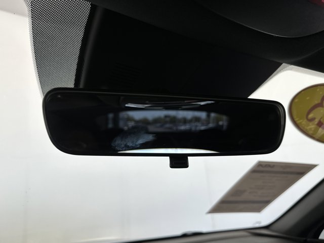 Vehicle image 29 of 31