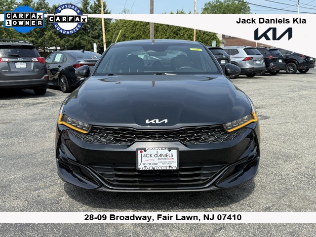 Vehicle image 2 of 18